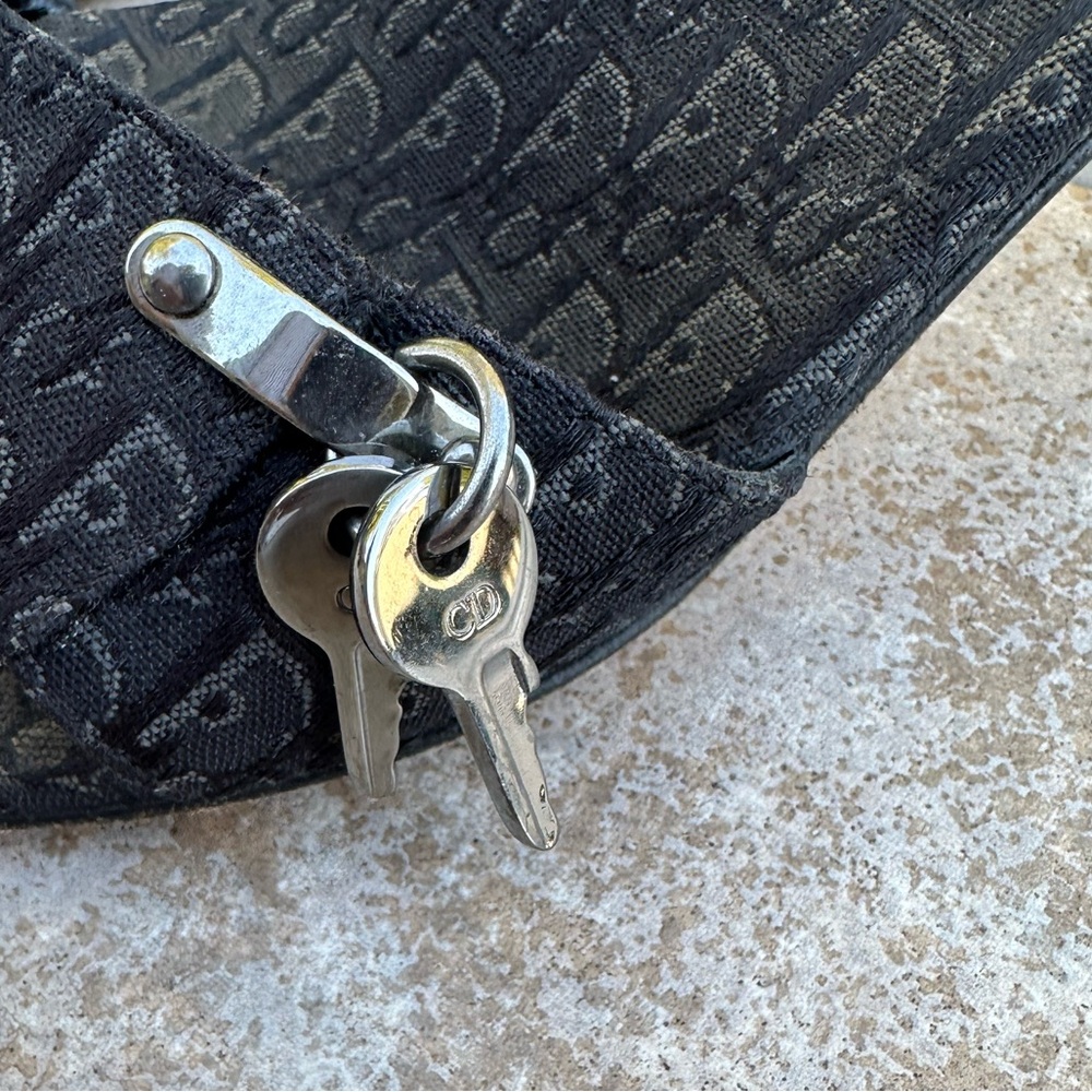 Vintage Dior Lock & Key Heels - Picture 12 of 16